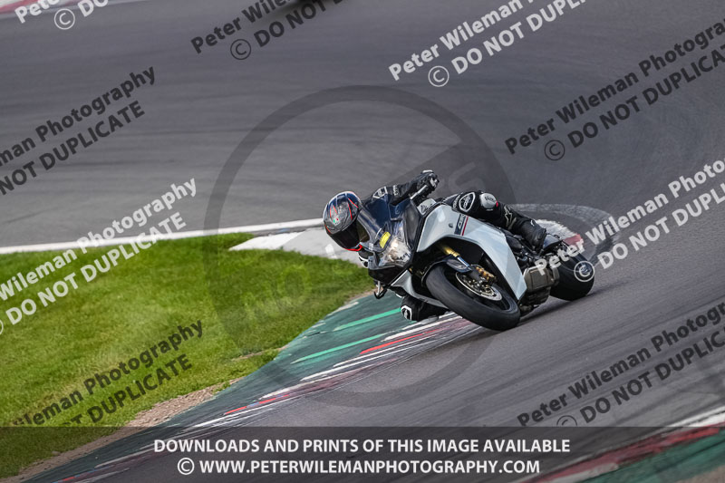 donington no limits trackday;donington park photographs;donington trackday photographs;no limits trackdays;peter wileman photography;trackday digital images;trackday photos